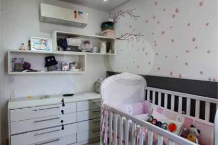 Apartamento à venda com 3 quartos, sendo 1 suíte, em Jardim Marajoara, São Paulo, SP