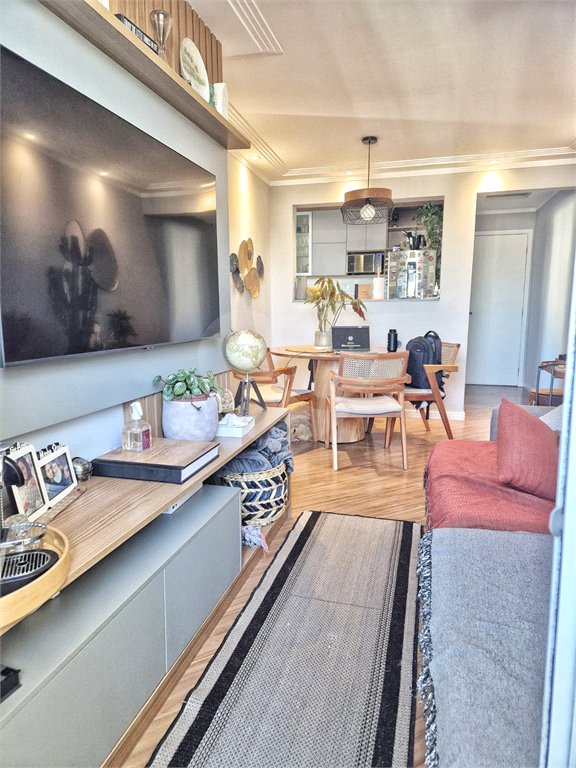 Apartamento à venda com 3 quartos, sendo 1 suíte, em Vila Nova Cachoeirinha, São Paulo, SP