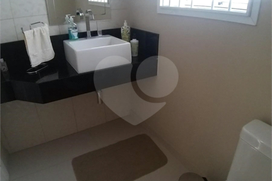 Casa à venda com 3 quartos, sendo 1 suíte, em Saúde, São Paulo, SP