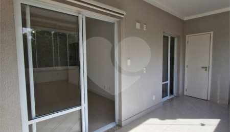 Apartamento à venda com 2 suítes em Pinheirinho, Vinhedo, SP