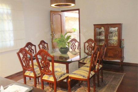 Casa Térrea à venda com 3 quartos, sendo 1 suíte, em Vila Santo Estéfano, São Paulo, SP