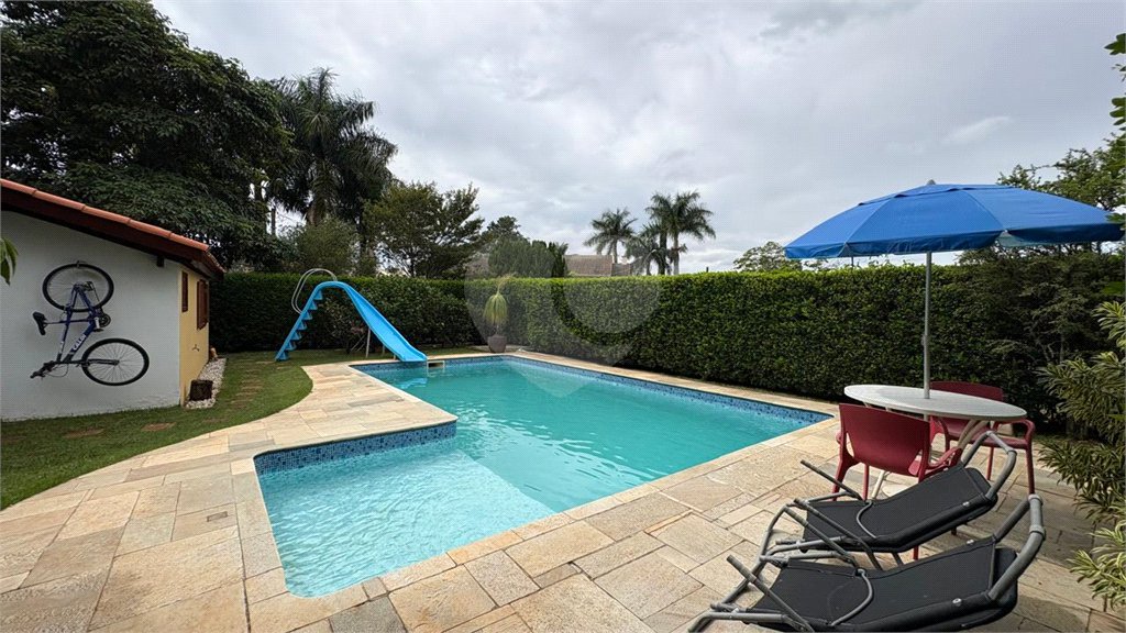 Casa à venda com 4 quartos, sendo 2 suítes,  no condomínio Vivendas do Lago, Sorocaba - SP