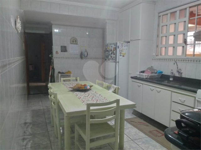 Casa Térrea à venda com 4 quartos em Imirim, São Paulo, SP