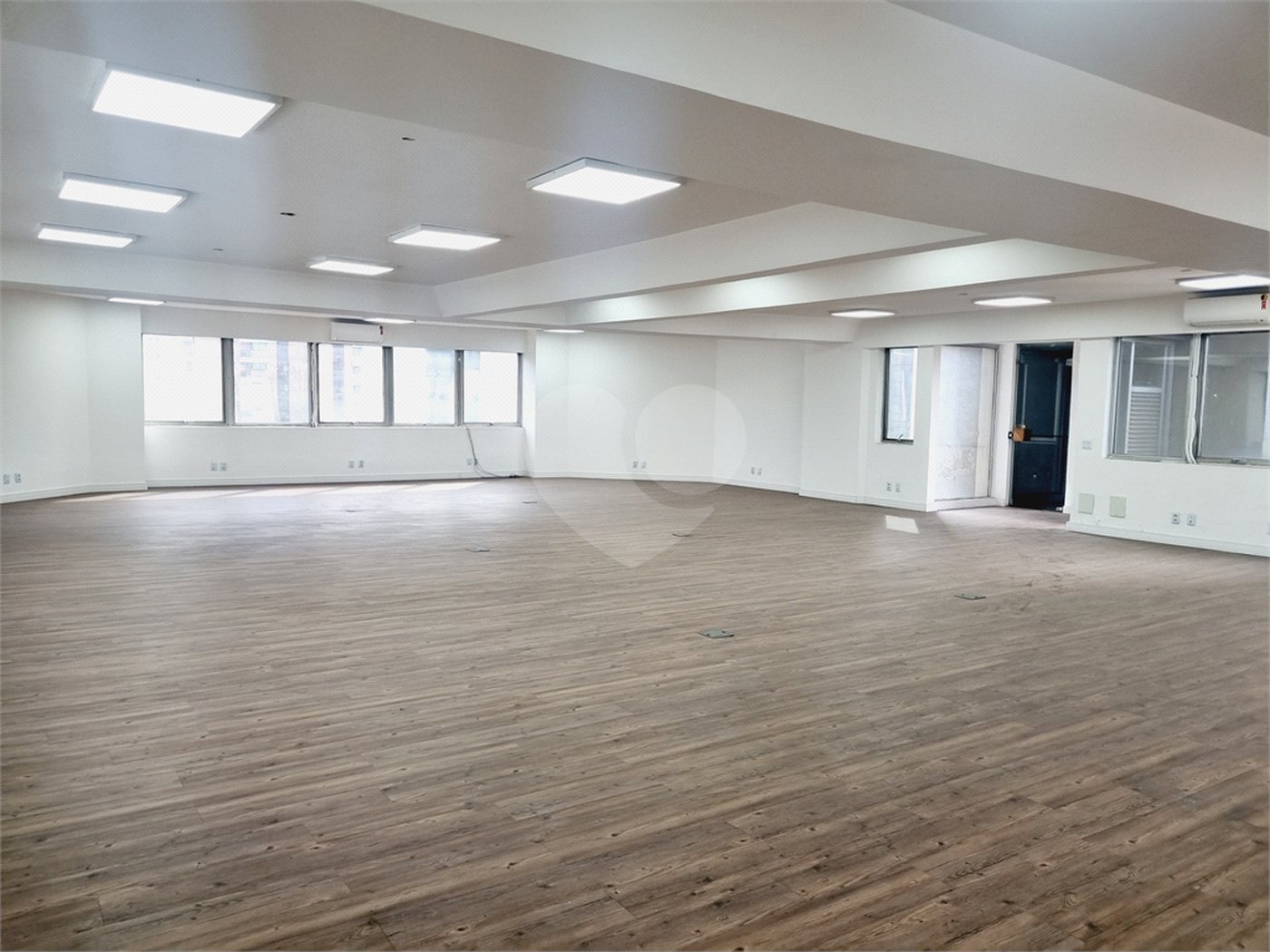 Sala à venda ou para alugar em Cidade Monções, São Paulo, SP
