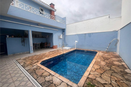 Casa à venda com 3 suítes no condomínio Granja Olga II, Sorocaba - SP