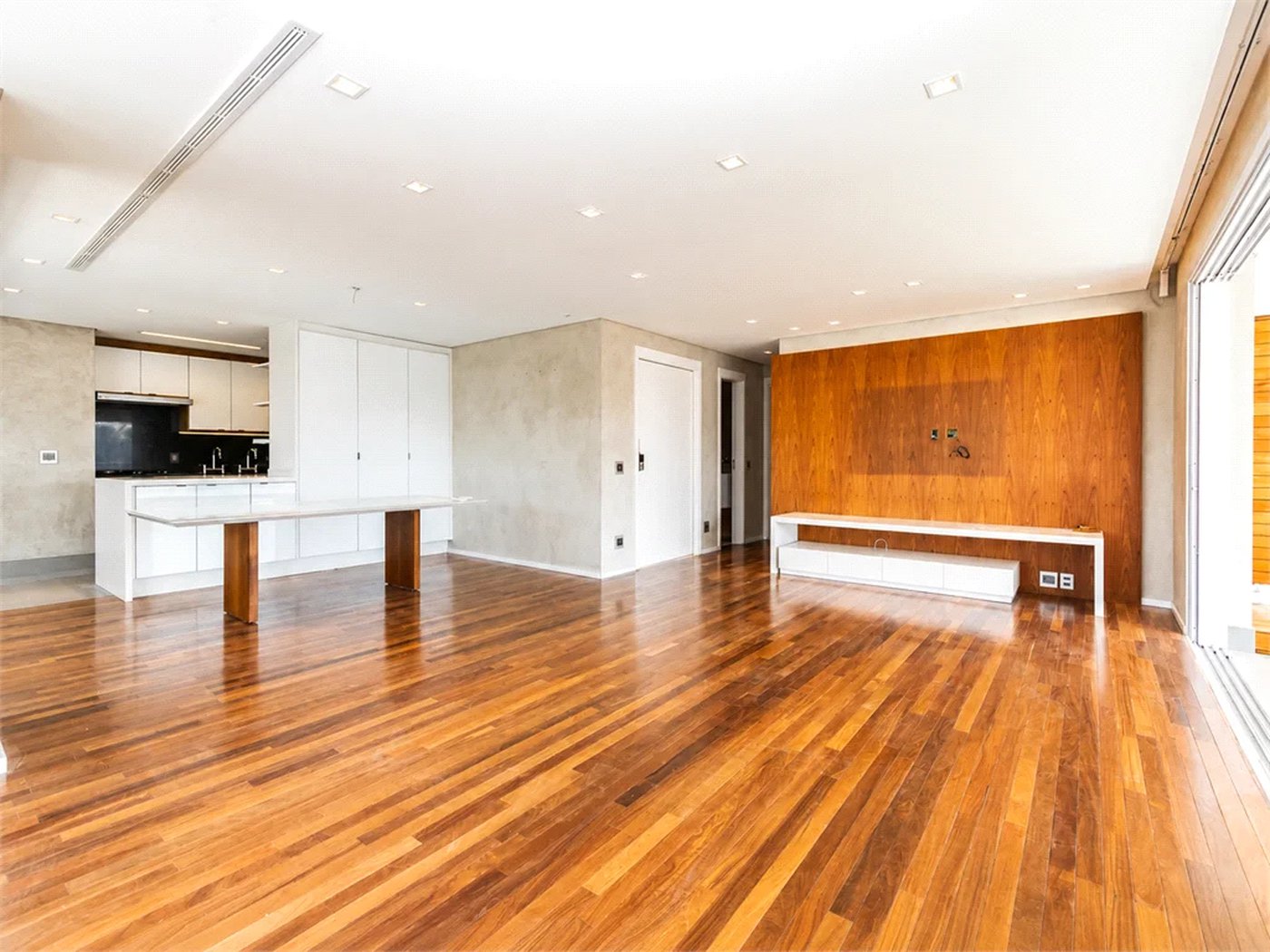 Apartamento à venda com 4 suítes em Cidade Monções, São Paulo, SP
