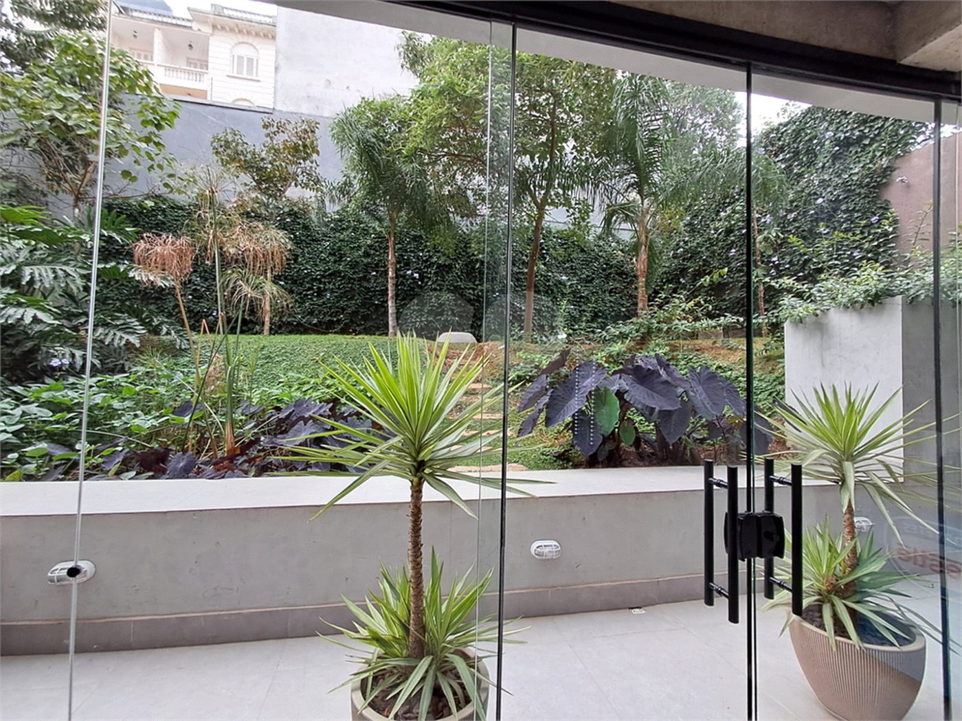 Apartamento à venda ou para alugar com 1 quarto em Vila Pompéia, São Paulo, SP