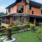 Casa à venda com 4 quartos, sendo 2 suítes, no condomínio Aruã Eco Park, Mogi das Cruzes - SP