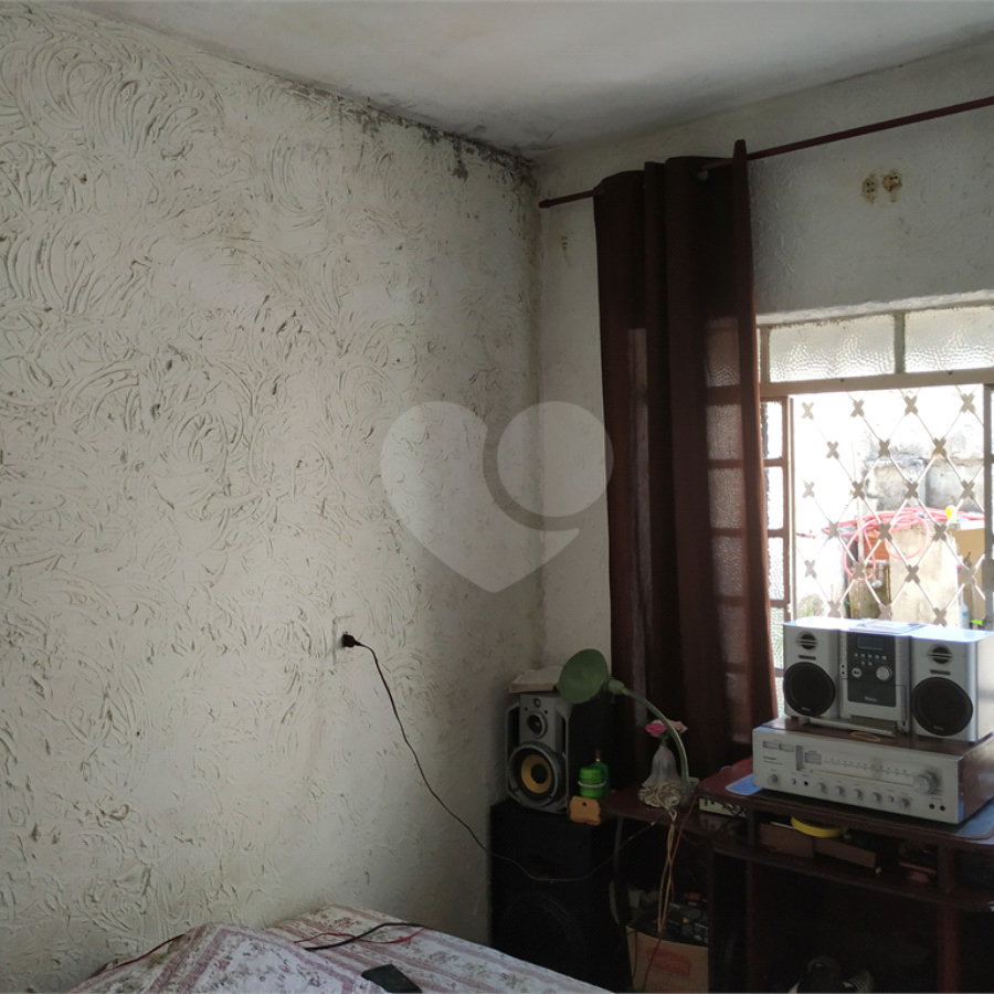 Sobrado à venda com 3 quartos em Chora Menino, São Paulo, SP