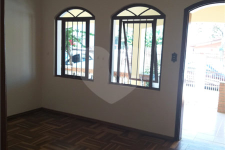 Casa à venda com 3 quartos, sendo 1 suíte,  em Santa Rosa, Vinhedo, SP