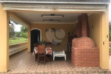 Chácara à venda com 4 quartos, sendo 2 suítes, em Alto das Palmeiras, Itu, SP