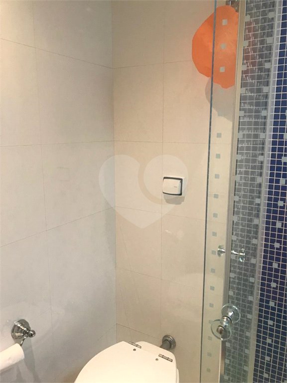 Apartamento à venda com 3 suítes em Vila Regente Feijó, São Paulo, SP