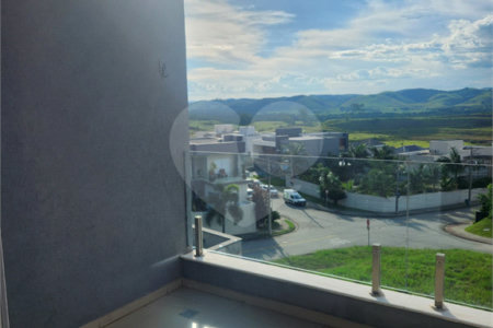 Casa à venda ou para alugar com 4 suítes no condomínio Residencial Jaguary, São José dos Campos - SP