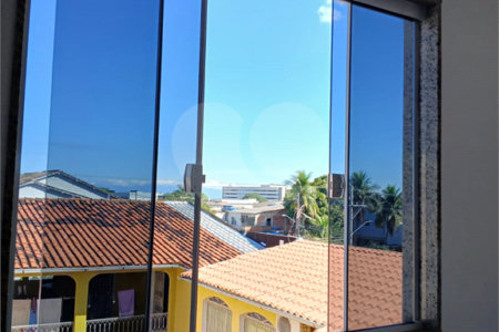 Casa à venda com 4 quartos, sendo 1 suíte, em Campo Grande, Rio de Janeiro, RJ