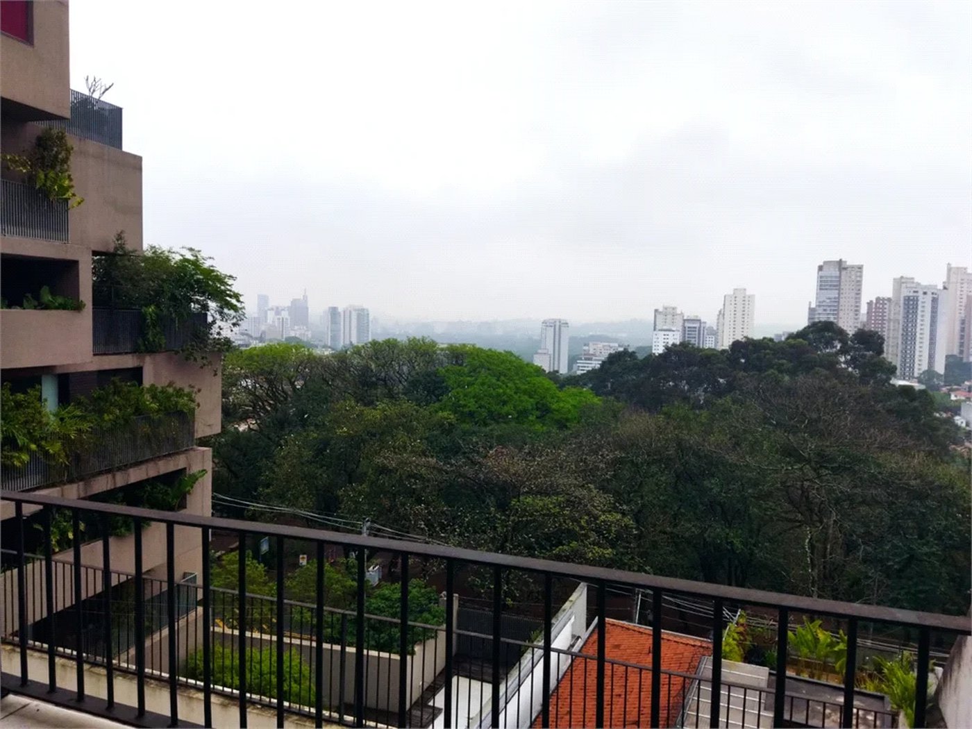 Casa à venda ou para alugar com 4 quartos, sendo 1 suíte, em Sumarezinho, São Paulo, SP