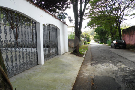 Casa à venda com 5 quartos, sendo 3 suítes, em Vila São Francisco, São Paulo, SP