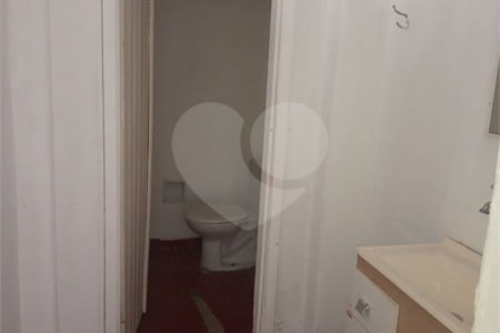 Sobrado à venda com 3 quartos em Vila Romana, São Paulo, SP