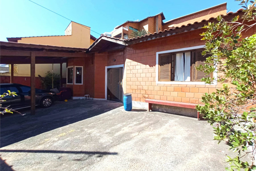 Casa Térrea à venda com 3 suítes em Tremembé, São Paulo, SP