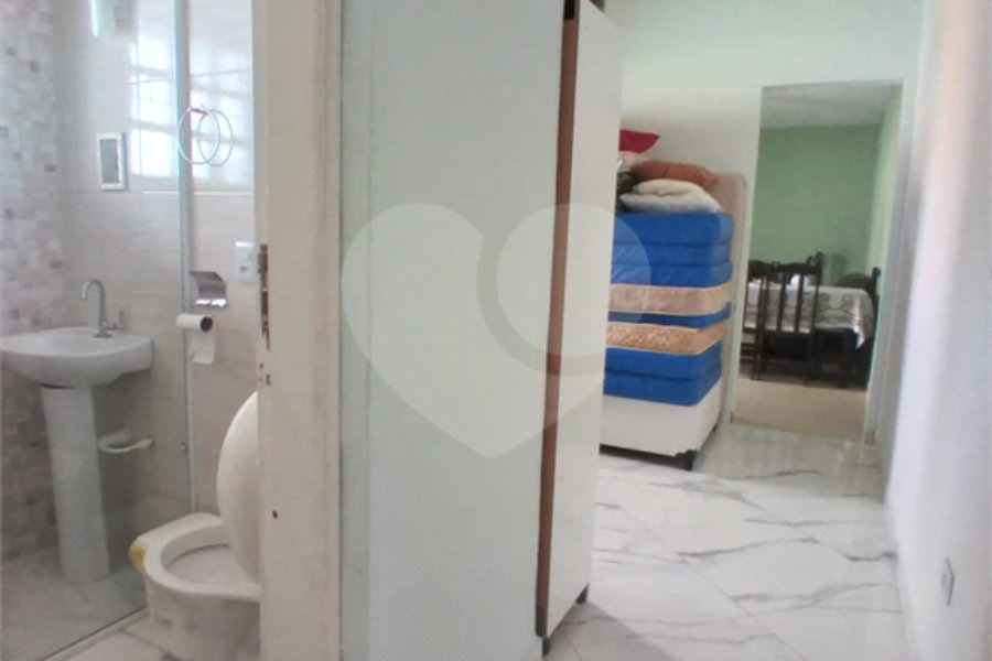Casa Térrea à venda com 3 suítes em Loty, Itanhaém, SP