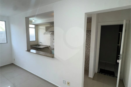Apartamento para alugar com 2 quartos em Campo Grande, Rio de Janeiro, RJ