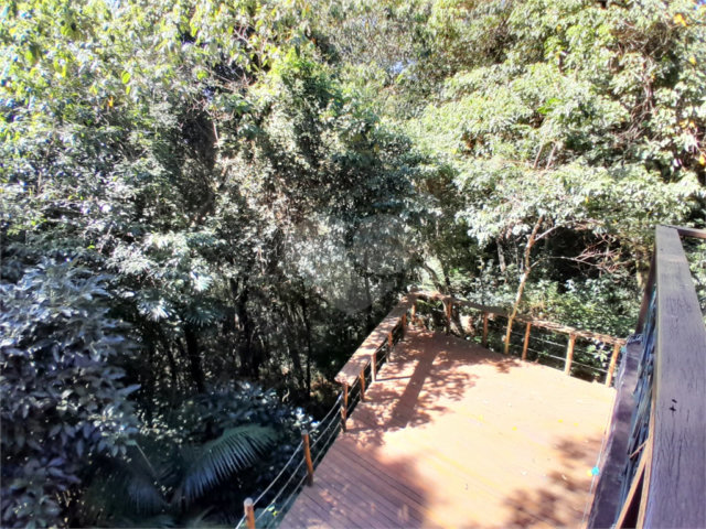 Casa à venda com 3 suítes no condomínio Alpes da Cantareira, Mairiporã - SP