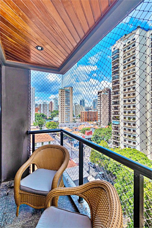 Apartamento à venda com 3 quartos, sendo 1 suíte, em Vila Olímpia, São Paulo, SP