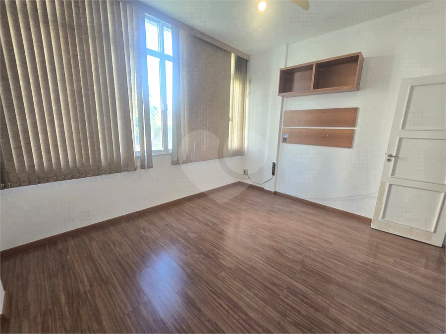 Apartamento à venda com 3 quartos, sendo 1 suíte,  em Tijuca, Rio de Janeiro, RJ