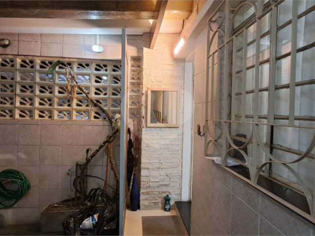 Sobrado à venda com 3 quartos, sendo 1 suíte, em Vila Constança, São Paulo, SP