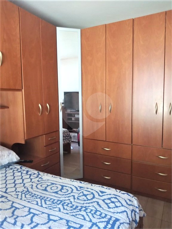 Sobrado à venda com 3 quartos, sendo 1 suíte,  em Vila Romero, São Paulo, SP