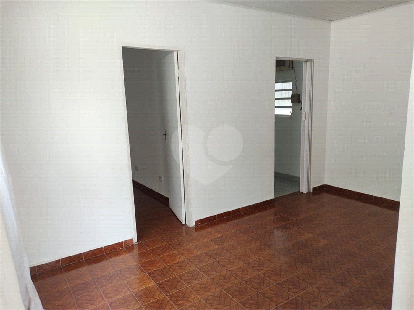 Casa à venda com 3 quartos, sendo 1 suíte, em Vila Nova Cachoeirinha, São Paulo, SP