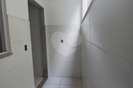 Casa à venda com 2 quartos, sendo 1 suíte, no condomínio Residencial Marlene Correia, Rio de Janeiro - RJ