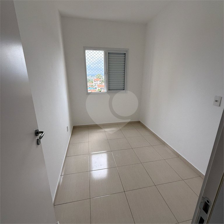 Apartamento à venda com 3 quartos, sendo 1 suíte,  em Jardim Nova Era, Salto, SP