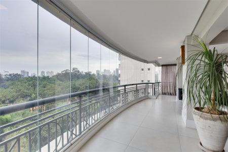 Apartamento para alugar com 4 suítes em Granja Julieta, São Paulo, SP