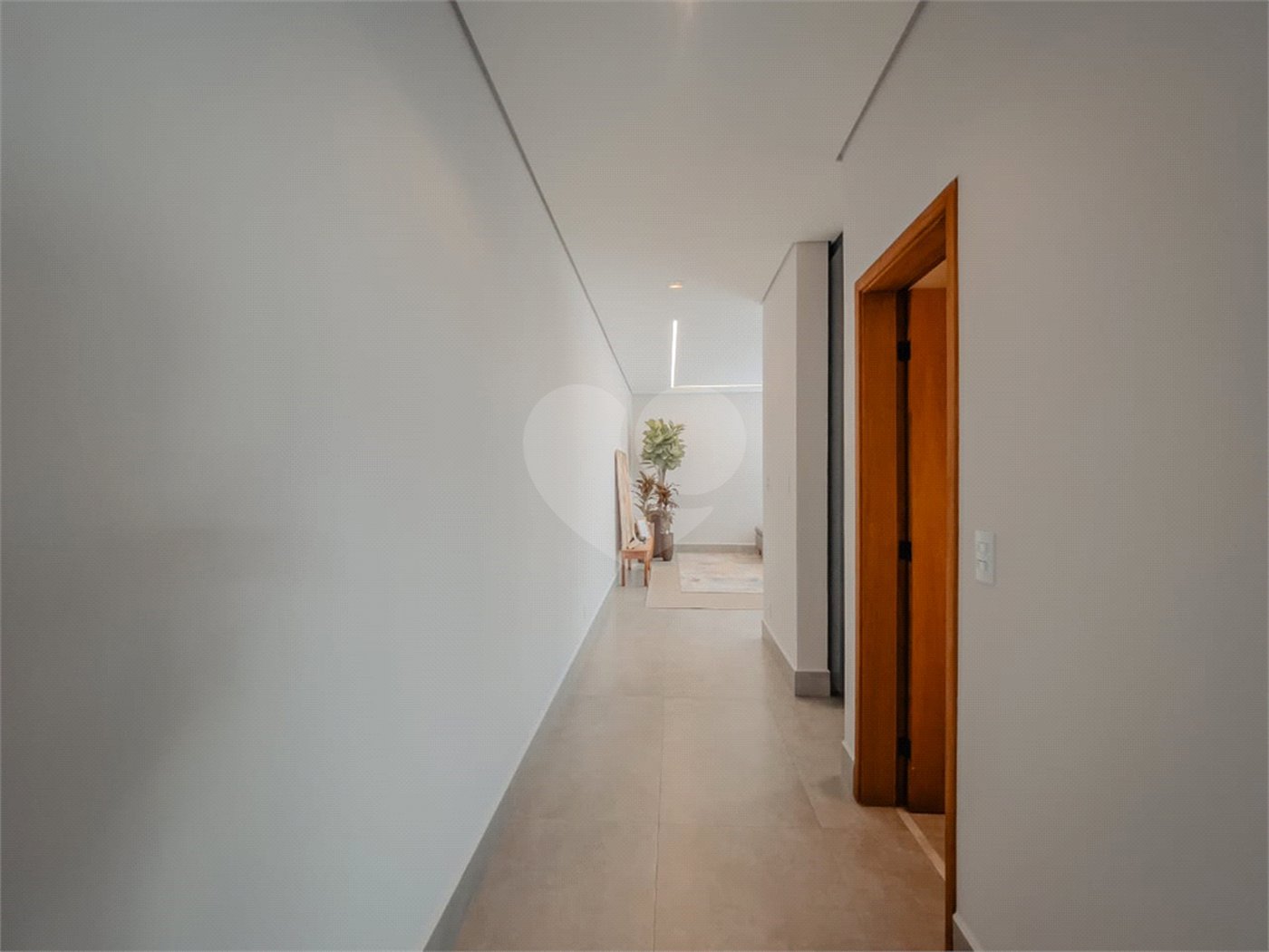 Casa à venda com 3 suítes no condomínio Residencial Viena, Indaiatuba - SP