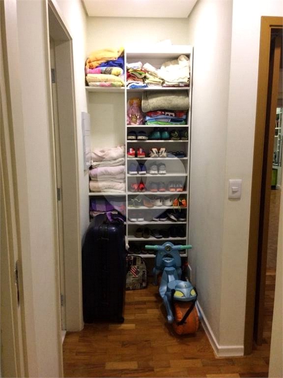 Apartamento à venda com 4 quartos, sendo 2 suítes, em Consolação, São Paulo, SP