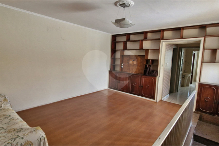 Casa à venda com 6 quartos, sendo 1 suíte, no Brasilândia, São Paulo, SP