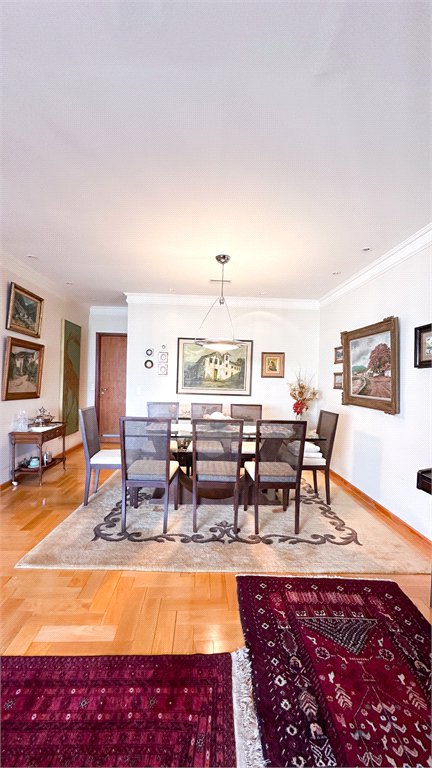Apartamento à venda com 3 quartos, sendo 2 suítes, em Morumbi, São Paulo, SP