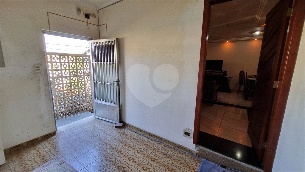 Sobrado à venda com 3 quartos, sendo 1 suíte,  em Jardim Franca, São Paulo, SP