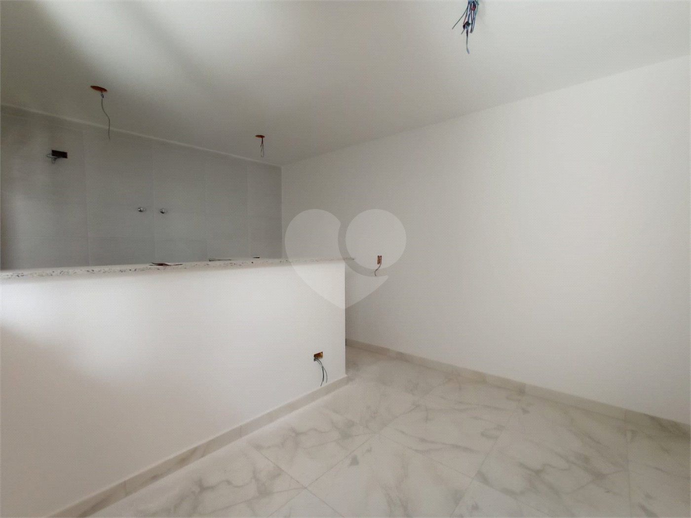 Casa à venda com 2 quartos no condomínio Regina, São Paulo - SP