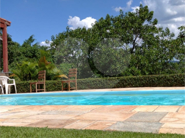 Casa à venda com 7 quartos, sendo 6 suítes,  em Caceia, Mairiporã, SP