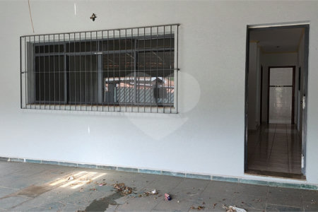 Sobrado à venda com 3 quartos, sendo 1 suíte, em Ressaca, Atibaia, SP