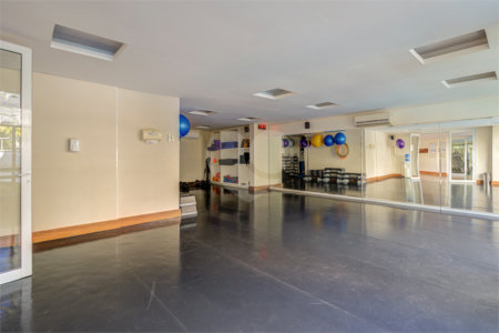 Apartamento à venda com 3 suítes em Granja Julieta, São Paulo, SP
