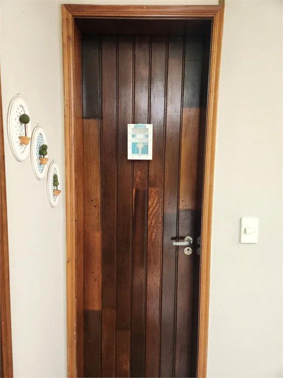 Casa à venda com 4 quartos, sendo 2 suítes, em Vila Romana, São Paulo, SP