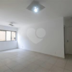Apartamento à venda com 3 quartos, sendo 1 suíte, em Itaim Bibi, São Paulo, SP