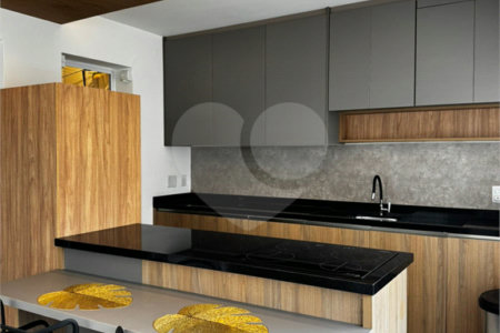 Apartamento à venda com 2 quartos, sendo 1 suíte, em Água Branca, São Paulo, SP