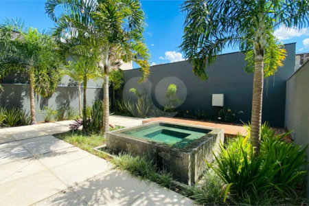 Casa à venda com 3 suítes no condomínio Euroville II, Bragança Paulista - SP