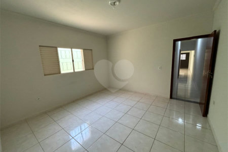 Casa à venda com 2 quartos, sendo 1 suíte, em Jardim Nair Maria, Salto, SP