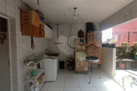 Sobrado à venda com 4 quartos, sendo 1 suíte, em Jardim Marisa, São Paulo, SP