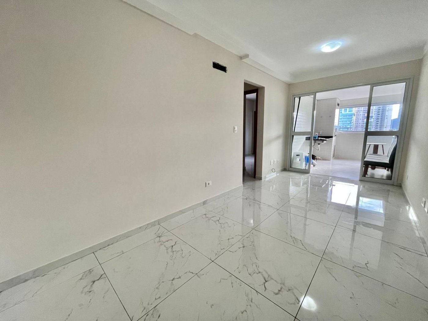 Apartamento com 2 dormitórios para alugar, 70 m² por R$ 5.900,00/mês - Boqueirão - Santos/SP