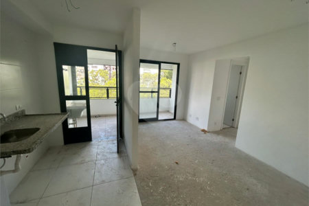 Apartamento à venda com 2 quartos em Vila Suzana, São Paulo, SP